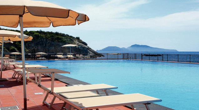 Baby Friendly Holidays Italy - Conca Azzurra