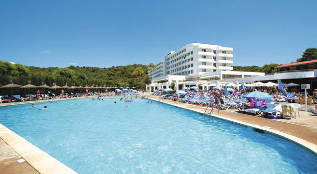 Baby Friendly Holidays  Menorca - Hotel Victoria
