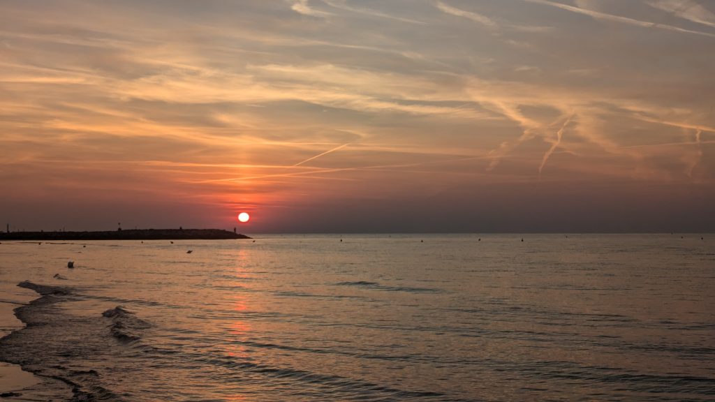 Union Lido at Sunrise